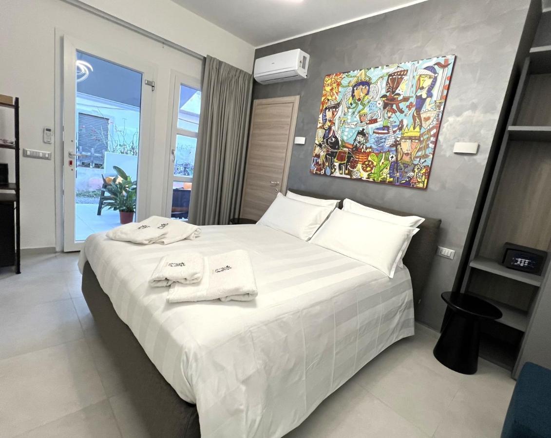 Sikelia Superior Rooms ミラッツォ エクステリア 写真
