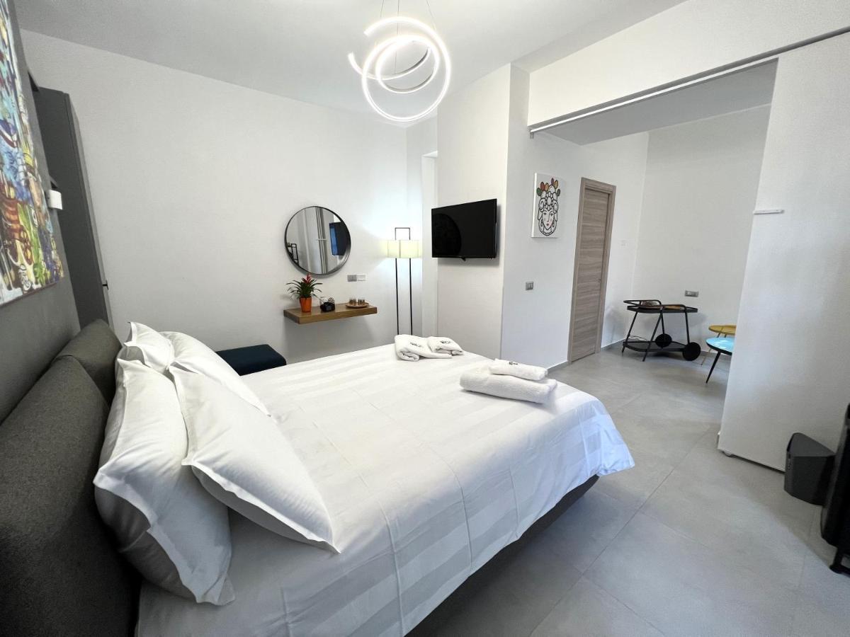 Sikelia Superior Rooms ミラッツォ エクステリア 写真
